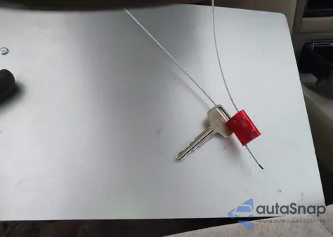 1998 Toyota Corolla Ce from USA, damaged, VIN 1NXBR12E9WZ005997